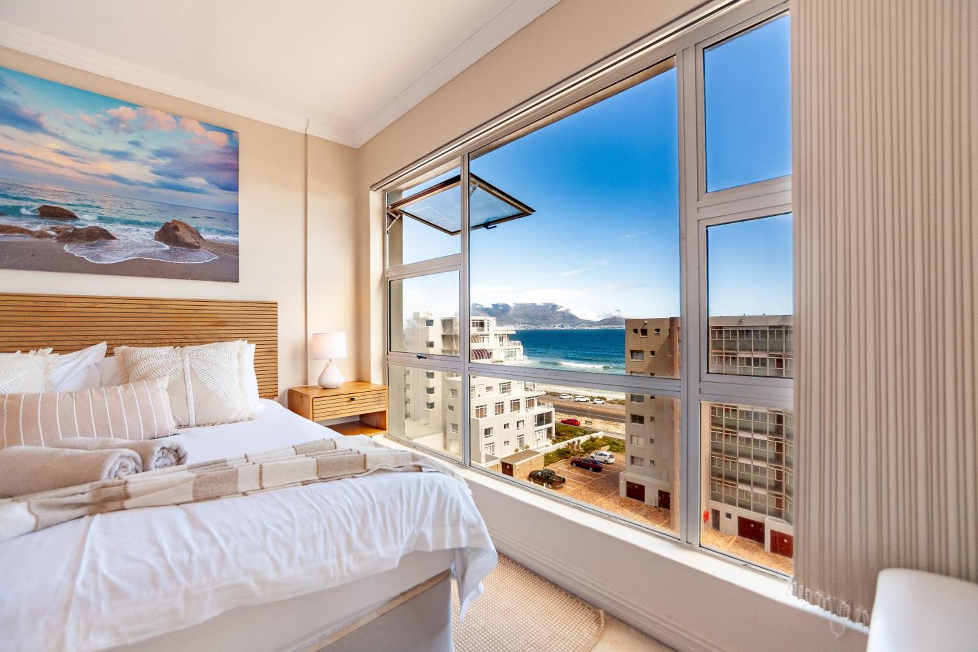 Ocean View 7th Floor 2 Bed, Blouberg Cape Town